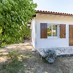 Petit Piquey 아파트